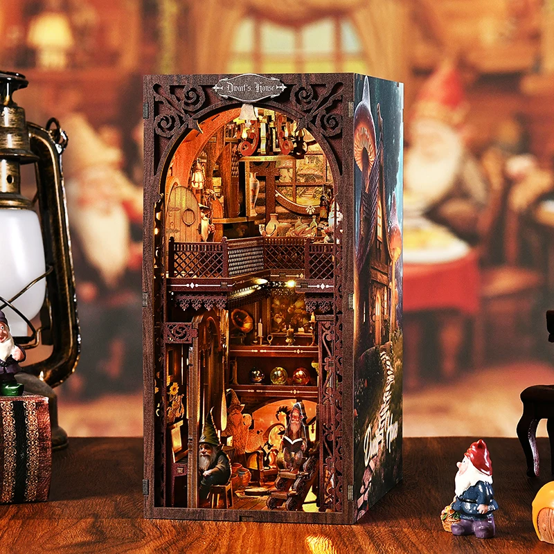 Le Refuge des Nains Joyeux – Book Nook Kit miniature