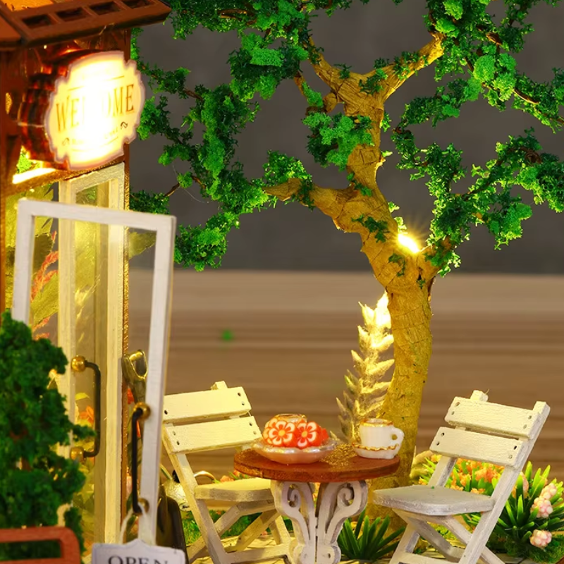Maison Miniature - Le Jardin des Délices