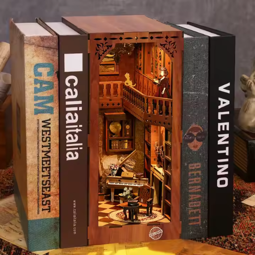 Book Nook - Le Petit Château Grimm