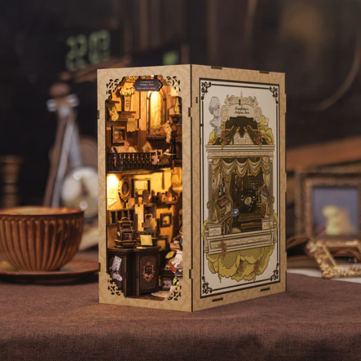 Book Nook - Le Souvenir du Grand-Père