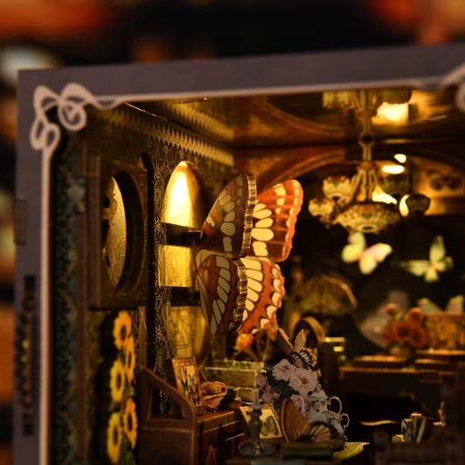 Book Nook - La Salle aux Papillons