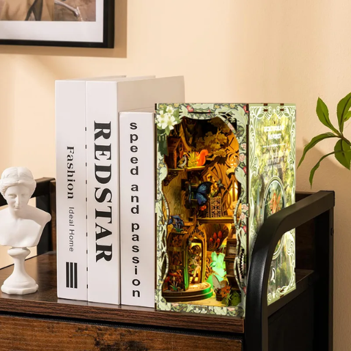 Book Nook - Le Royaume Secret de la Forêt