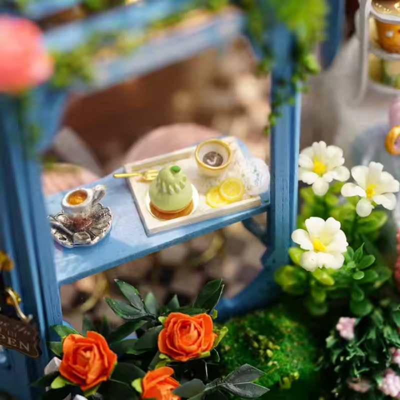 Maison Miniature - Rose garden Tea house