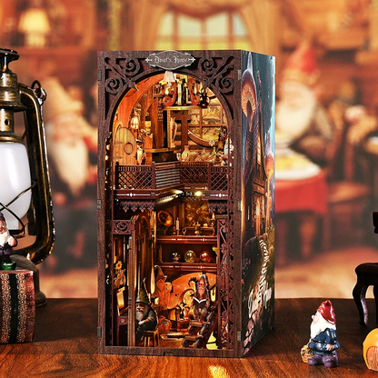 Le Refuge des Nains Joyeux – Book Nook Kit miniature