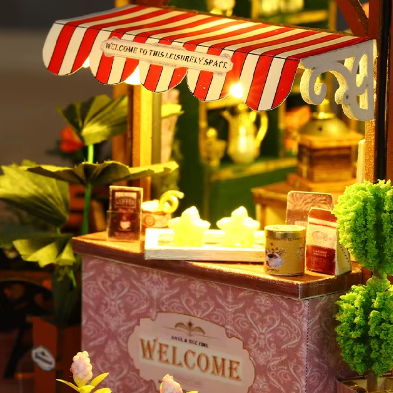 Maison Miniature - Le Jardin des Délices