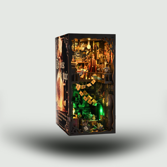 Le Refuge des Sortilèges – Book Nook Kit miniature