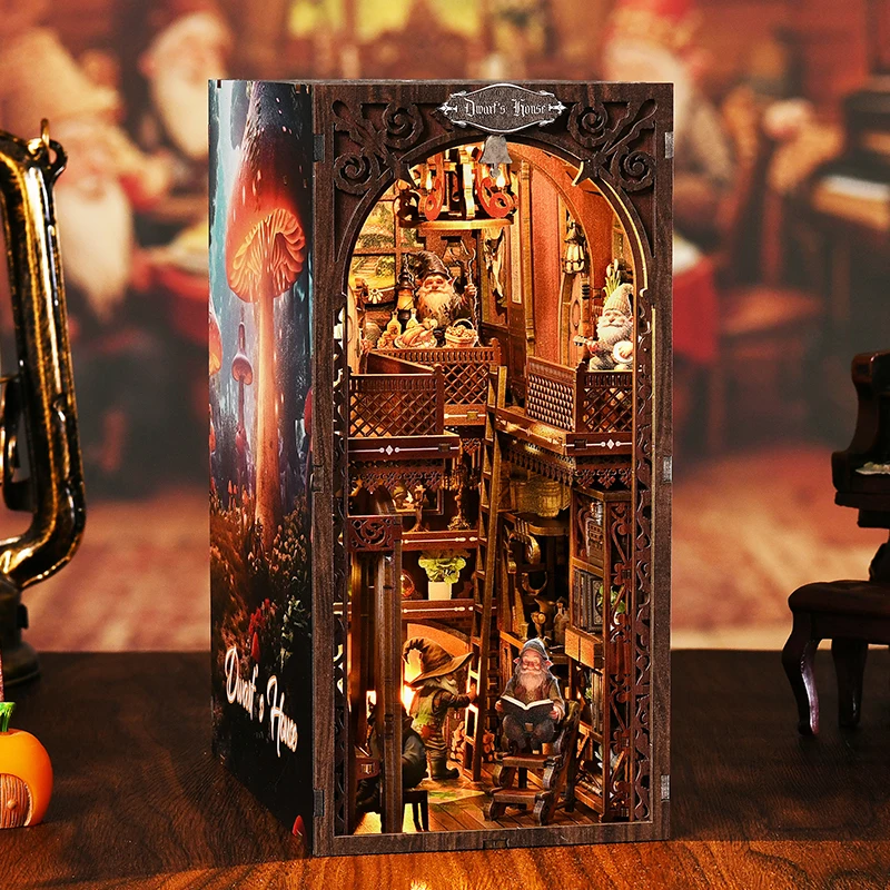 Le Refuge des Nains Joyeux – Book Nook Kit miniature