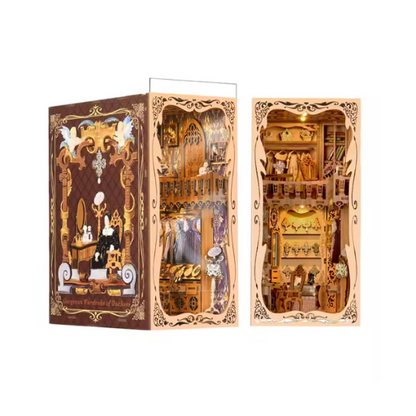Book Nook - La Garde-Robe de la Duchesse